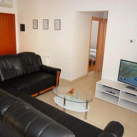 Vile Park Apartment Pula Exterior photo
