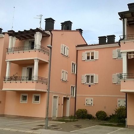 Vile Park Apartment Pula Exterior photo